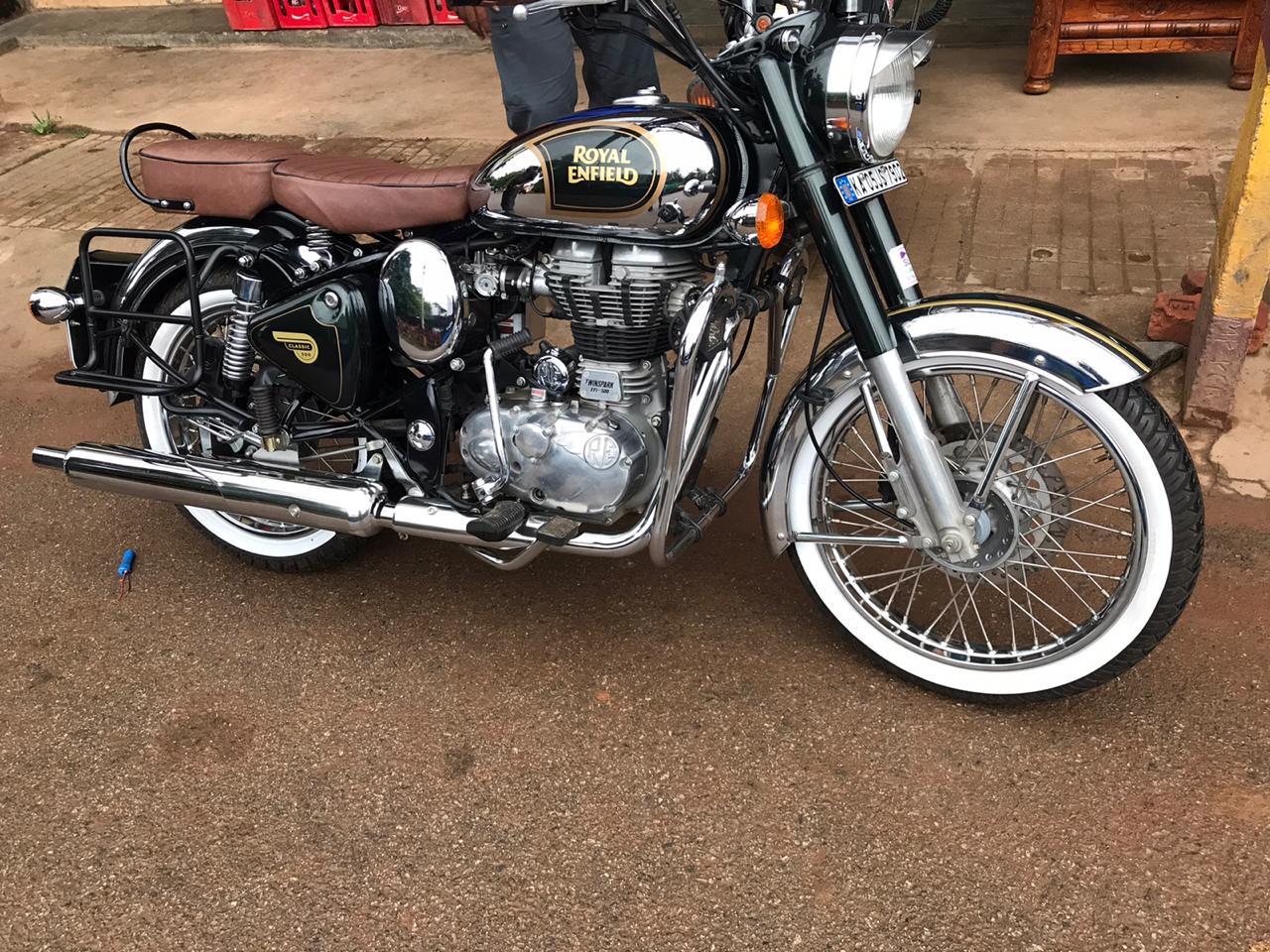 Universal Tyre Side White Wall Inserts for Cars & Motorcycles – Classic Vintage Look | Easy Installation